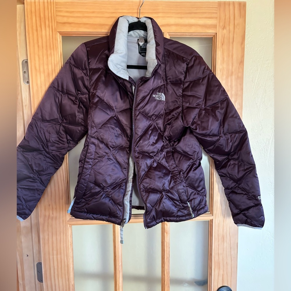 The North Face 550 Women’s Medium, Purple and Gray, EUC